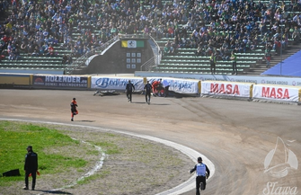 Sławski akcent na meczu Falubazu FOTO