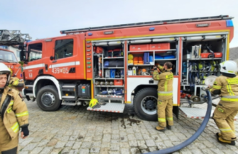 Pożar w budynku mieszkalnym w Sławie FOTO