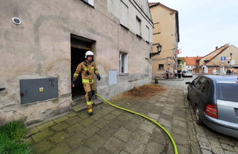 Pożar w budynku mieszkalnym w Sławie FOTO