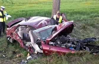 Tragiczny wypadek w Hetmanicach - nie żyje 18-latka dwie osoby ranne