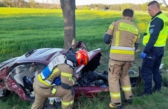 Tragiczny wypadek w Hetmanicach - nie żyje 18-latka dwie osoby ranne