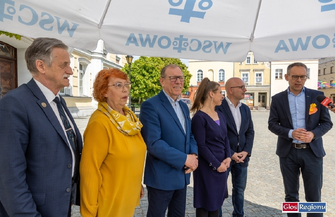 Politycy Platformy Obywatelskiej zapraszająna spotkanie we Wschowie VIDEO