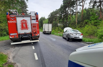 Lubogoszcz - Lubiatów. Zderzenie trzech pojazdów - jedna osoba w szpitalu FOTO