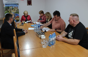 Nowe Drzewce. Umowa na przebudowę drogi podpisana