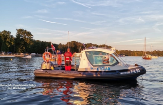 Sława. Policyjni wodniacy dbają o bezpieczeństwo. W weekend nie obyło się bez interwencji