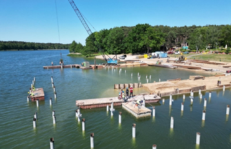 Lgiń. Prace przy zespole pomostów wznowione FOTO