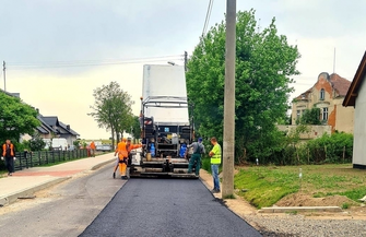 Przebudowa drogi powiatowej Szlichtyngowa-Wyszanów postępuje FOTO