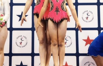 Julia Tkacz i Lena Nadolna triumfują w drugiej edycji Super Ligi