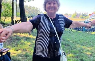 Na Szlaku Bluszczowym odbyło sięOgnisko z Seniorami FOTO