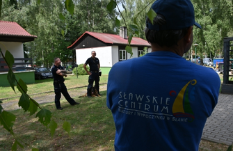 Szkolenie z udziałem psów