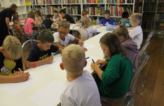 Wakacyjne wtorki w Bibliotece Edukacja ekologiczna na pierwszym planie FOTO