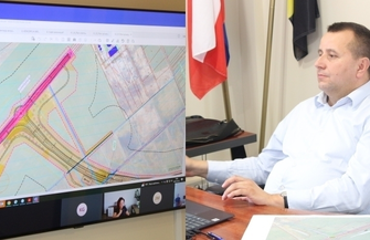 Starosta A. Bielawski w rozmowie z GDDKiA o ścieżce rowerowej przy obwodnicy Wschowy