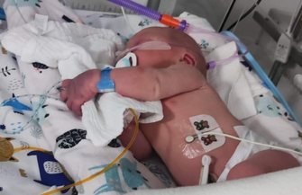 Sława. Pomóżmy Nikosiowi zobaczyć świat