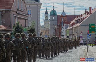 Dyrektor MZW Damian Małecki wyróżniony medalem Pro Patria