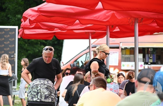 Pierwszy Dzień Sławskiego Festiwalu Smaków Świata przyciągnął tłumy FOTO