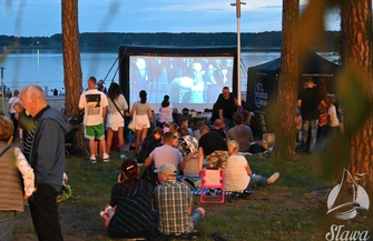 Kino na plaży z maratonem filmowym FOTO