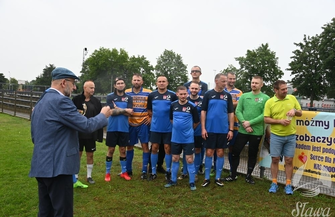 Oldboje w akcji Zacięte zmagania o Puchar Burmistrza Sławy FOTO