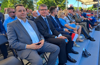 Starosta A. Bielawski To zaszczyt uczestniczyć w wielkiej defiladzie z okazji Święta Wojska Polskiego