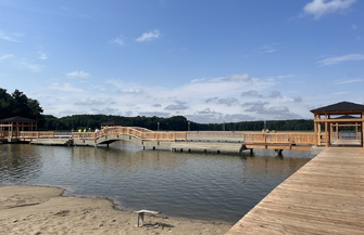 Burmistrz Antkowiak Pomost w Lginiu po wstępnym odbiorze FOTO