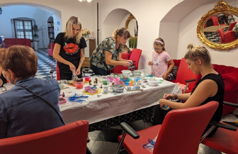 Ekotorby dla dzieci i eko kosmetyki dla dorosłych. Warsztaty Jestem eko z biblioteką FOTO