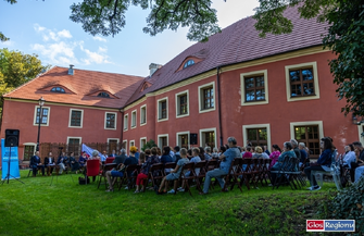 Wschowa. Narodowe Czytanie z udziałem Artura Barcisia VIDEO