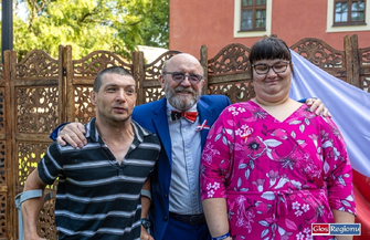 Aktor chętnie pozował do zdjęć z mieszkańcami Wschowy