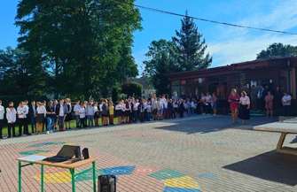 Rozpoczęcie roku szkolnego 202324 w gminie Szlichtyngowa FOTO