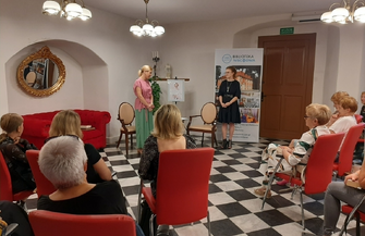 Spotkanie z Barbarą Wysoczańską w Bibliotece Publicznej we Wschowie