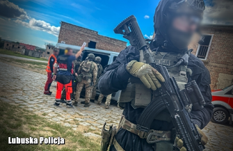 Lubuscy kontrterroryści w akcji W wykorzystaniu równieżśmigłowiec LPR FOTO