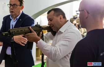 W I ZS we Wschowie otwarto wirtualnąstrzelnicę VIDEO