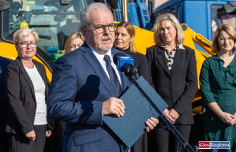 Konferencja prasowa pod siedzibą ZUW Wschowa ws. dofinansowania z Polskiego Ładu