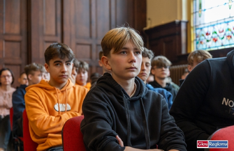 Uczniowie ze Staszica ucząsięw nowej pracowni. O takim wyposażeniu marząinne szkoły VIDEO