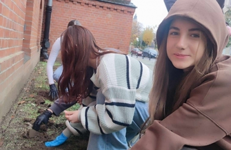 Na wiosnęprzed Zanem zakwitnąkrokusy. Kolejna szczytna akcja