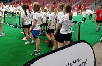 To była największa lekcja WF-u w Polsce. Wśród 3 tys. uczestników uczniowie ze Wschowy FOTO