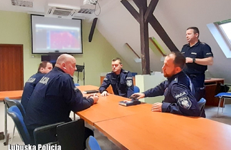 Próbowali okraśćbankomat schowali sięw lesie. Wschowscy policjanci odbyli ćwiczenia sztabowe