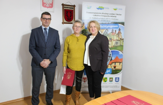 Burmistrz Jolanta Wielgus podziękowała pracownikom interwencyjnym FOTO