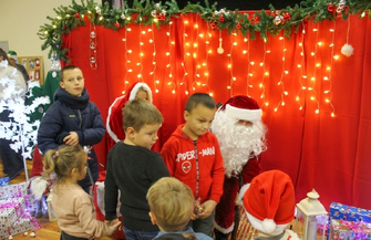 Szlichtyngowa jużw świątecznym nastroju. Do miasta przybył Mikołaj ZDJĘCIA