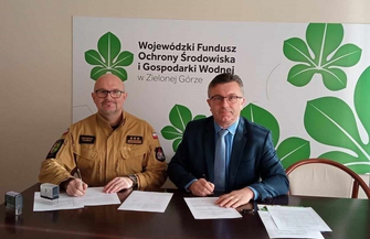Umowa podpisana. Będzie wsparcie dla wschowskich strażaków. Ten dokument otwiera nowe możliwości