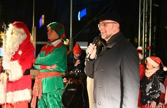 Świąteczna atmosfera opanowała Sławę. Na Nowym Rynku odbył się Jarmark Bożonarodzeniowy ZDJĘCIA