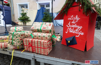 Jarmark kolędy i choinki za elektrośmieci. Wigilia Miejska we Wschowie ZDJĘCIA