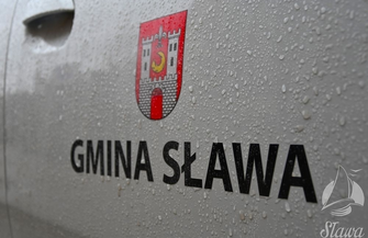 Służbowy SUV dla urzędników w Sławie