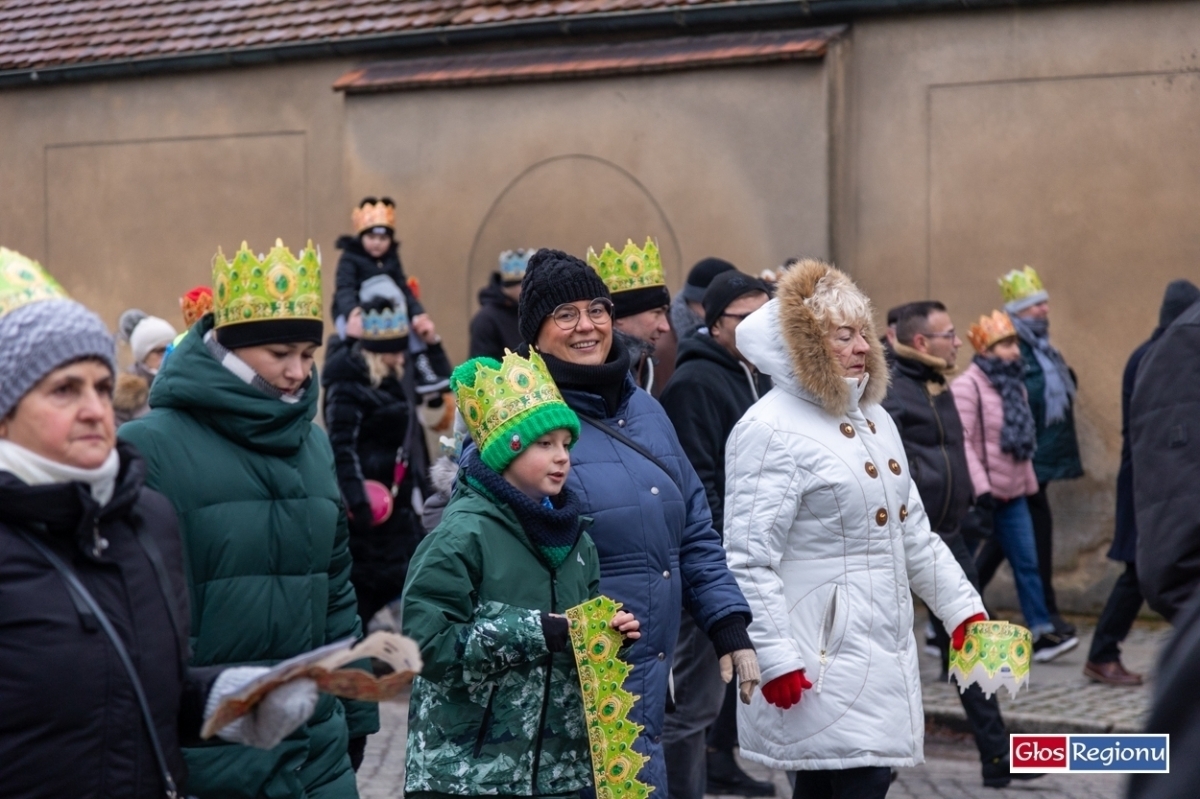 Orszak Trzech Króli przeszedł przez Wschowę ZDJĘCIA