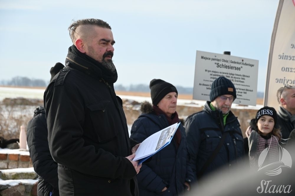 Ze Sławy do Przybyszowa w hołdzie ofiarom. W Marszu Pamięci wzięło udział 80 osób FOTO