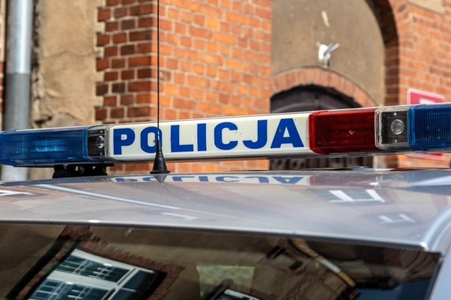 Kolizja na ul. Moniuszki. Nietrzeźwy 56-letni kierowca mercedesa próbował uciec. Interweniowała kobieta