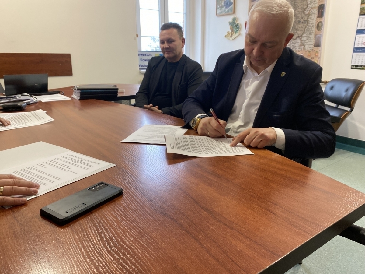 Powiat Wschowski rozpoczyna kolejnądrogowąinwestycję. Tym razem w Łupicach