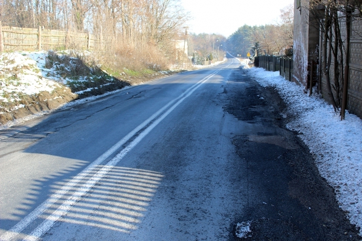 Bezpieczniej w Dryżynie. Będzie nowy chodnik przy drodze wojewódzkiej