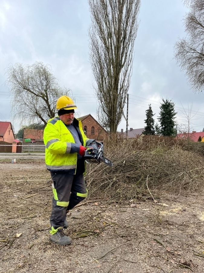 Rozpoczęłą sięprzebudowa parkingu w Lginiu. Więcej miejsc lepsza dostępność FOTO