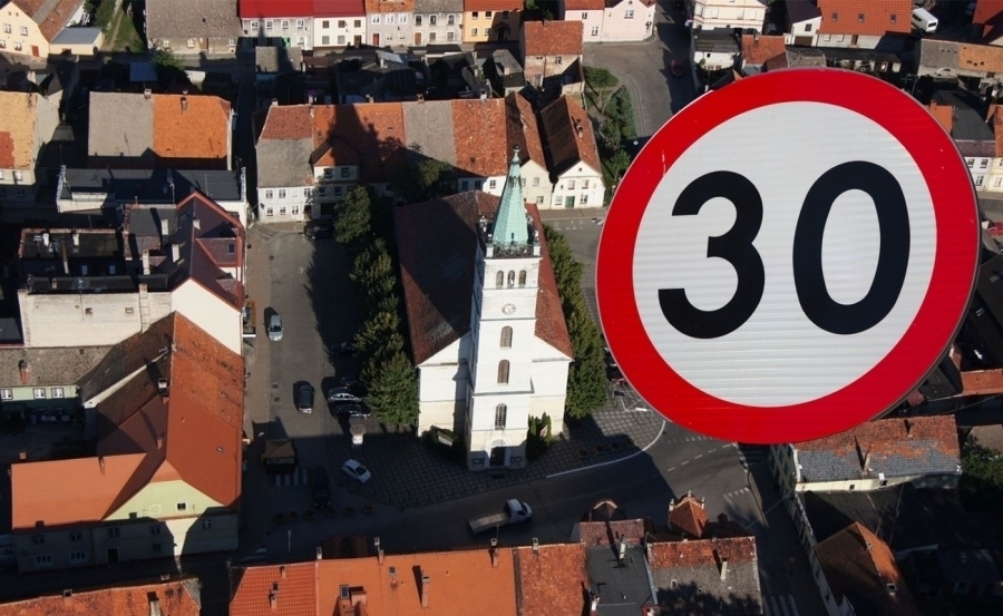 Ograniczenie prędkości na Starym Rynku lada moment. Mieszkańcy skarżąsięna hałas i drgania
