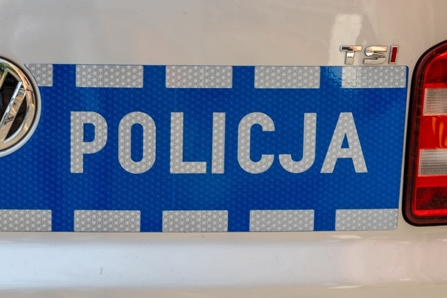 Chciała sprzedaćkurtkę straciła 3 tys. zł. Nastolatka ma nauczkędo końca życia