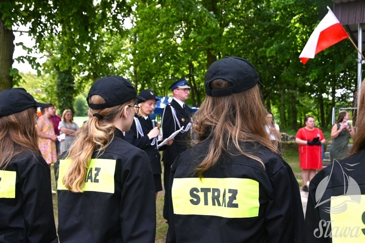 Młodzi druhowie z OSP Stare Strącze złożyli ślubowanie FOTO